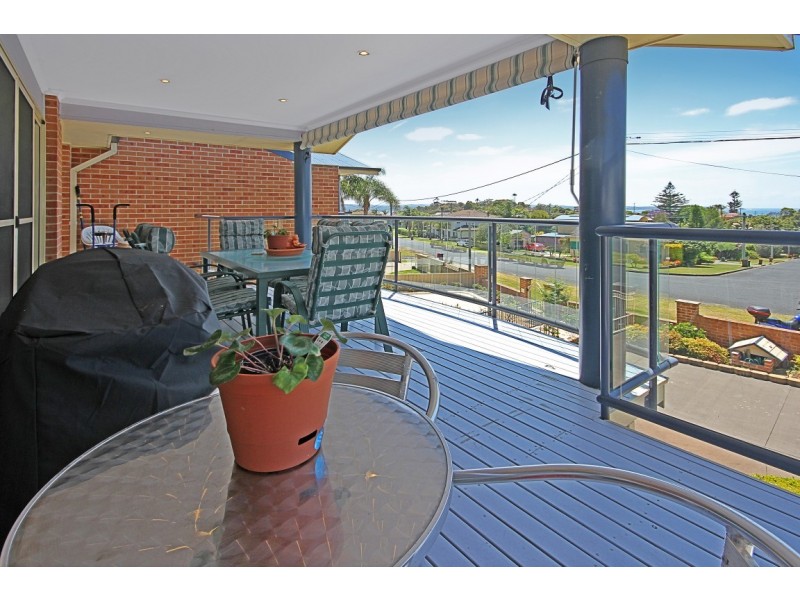 8B Ocean Road, Batehaven NSW 2536