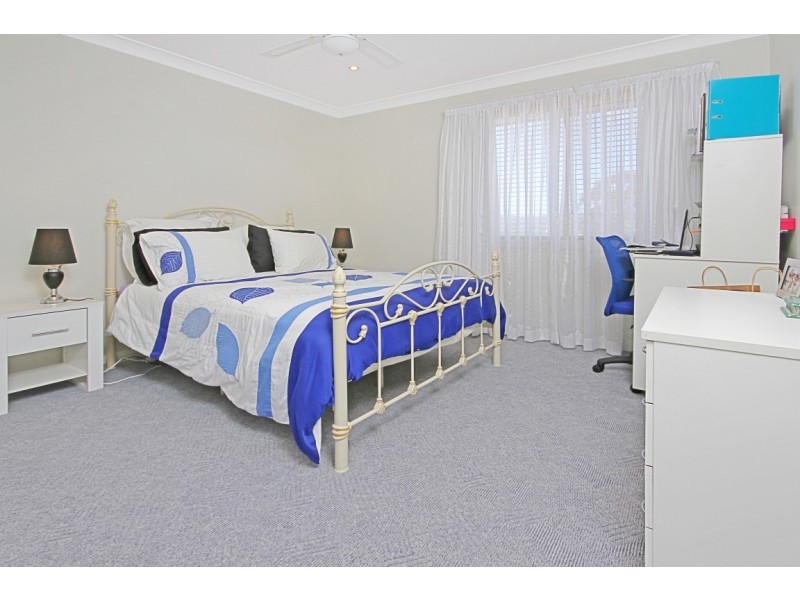 8B Ocean Road, Batehaven NSW 2536