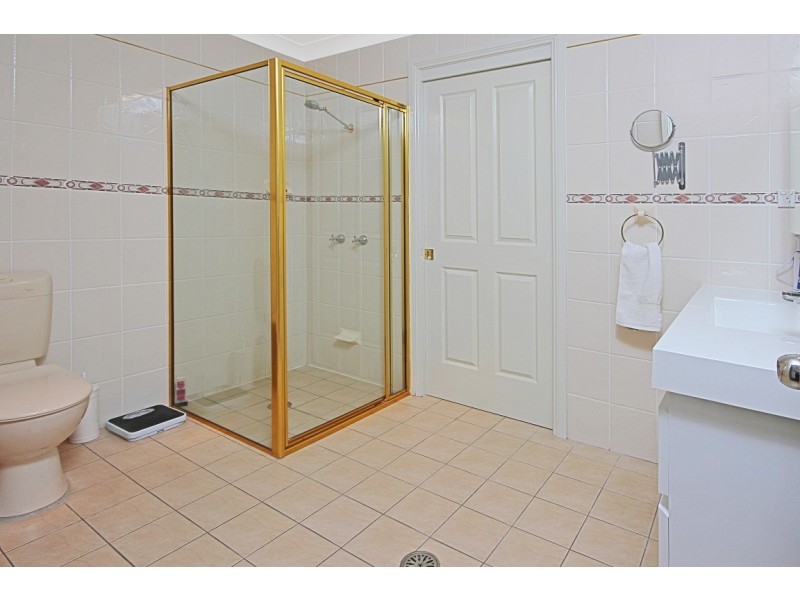 8B Ocean Road, Batehaven NSW 2536