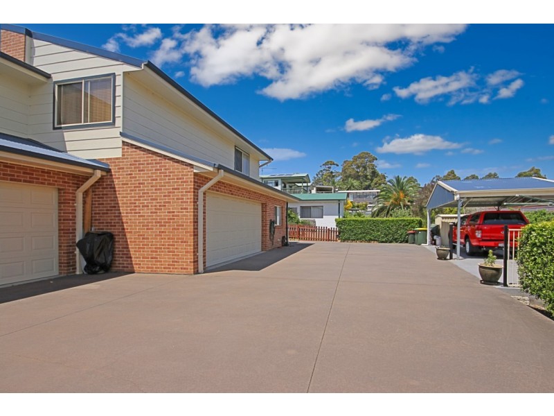 8B Ocean Road, Batehaven NSW 2536