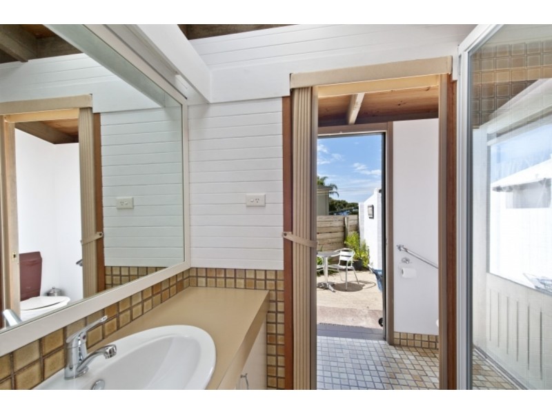 30 Burrawang Crescent, Sunshine Bay NSW 2536