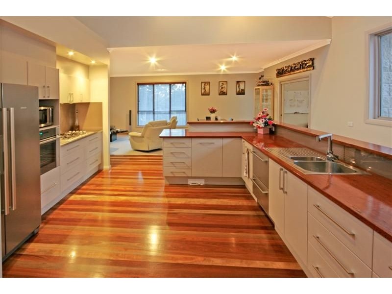 18 Bowerbird Pl, Malua Bay NSW 2536