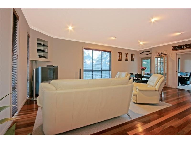 18 Bowerbird Pl, Malua Bay NSW 2536