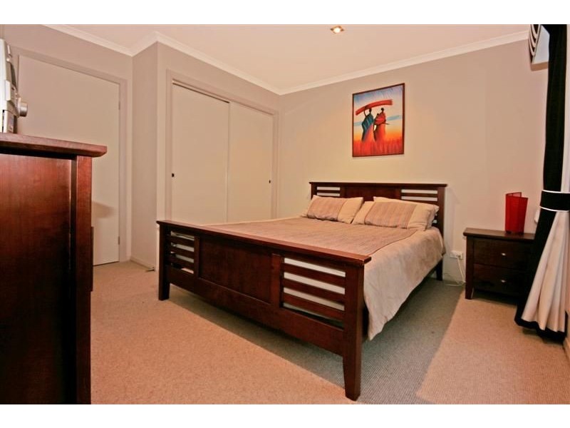 18 Bowerbird Pl, Malua Bay NSW 2536