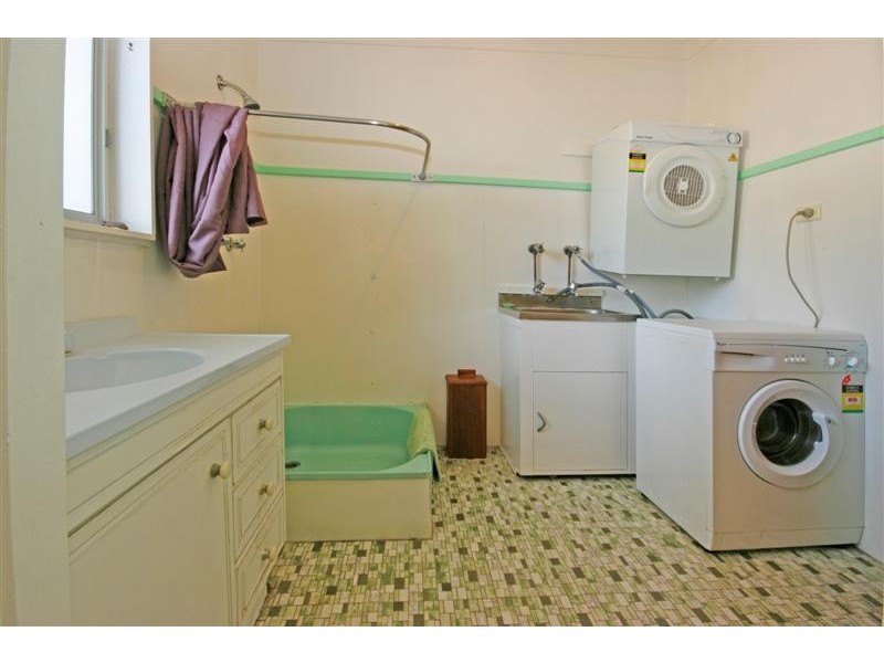 22 Wallaringa Street, Surfside NSW 2536