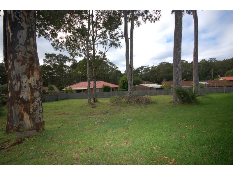 5 Giles Place, Sunshine Bay NSW 2536