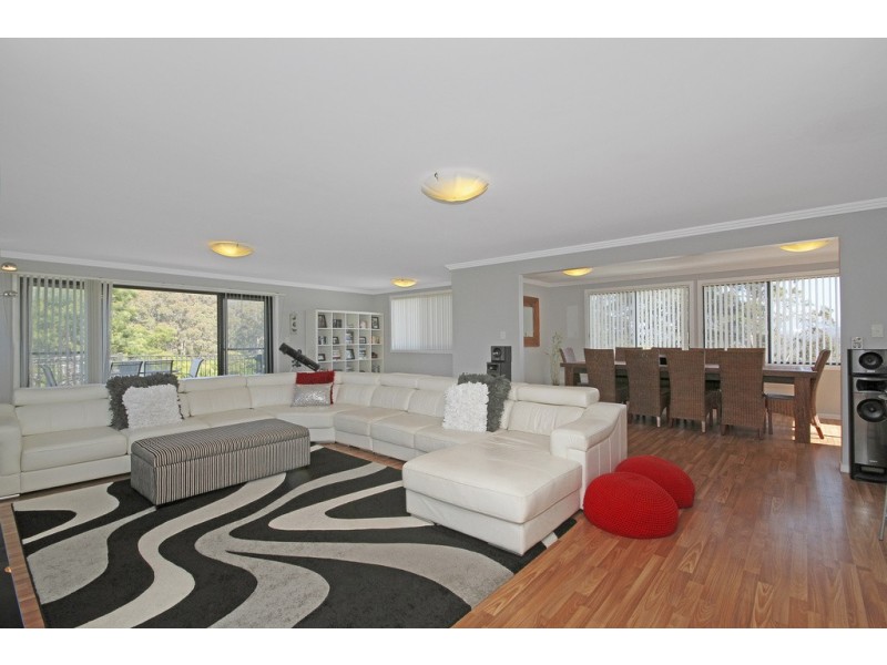 4 Courtenay Crescent, Long Beach NSW 2536