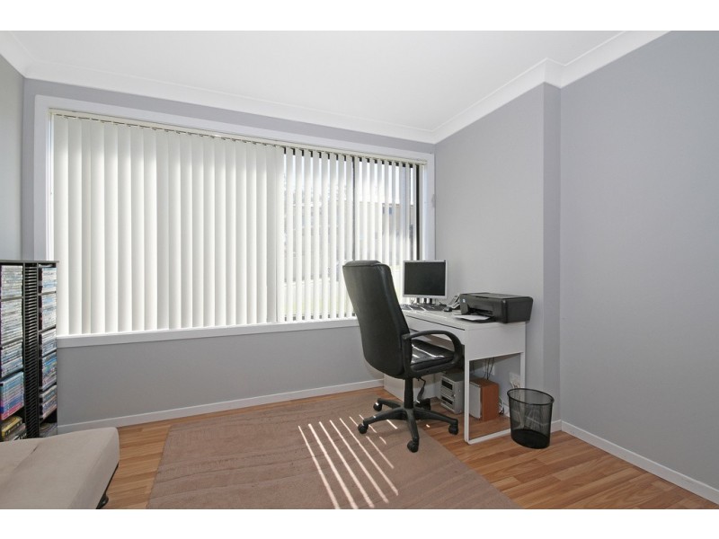 4 Courtenay Crescent, Long Beach NSW 2536