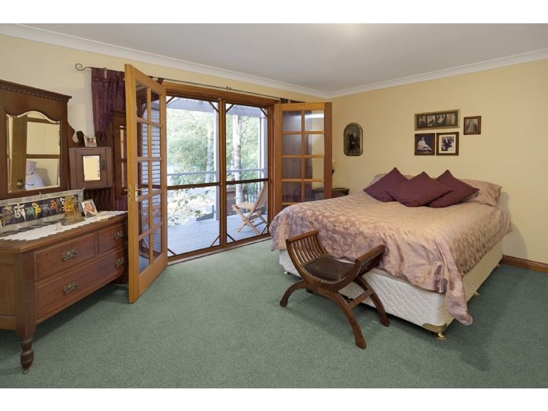 17 Connells Close, Mossy Point NSW 2537