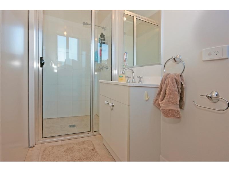 7A Giles Pl, Sunshine Bay NSW 2536