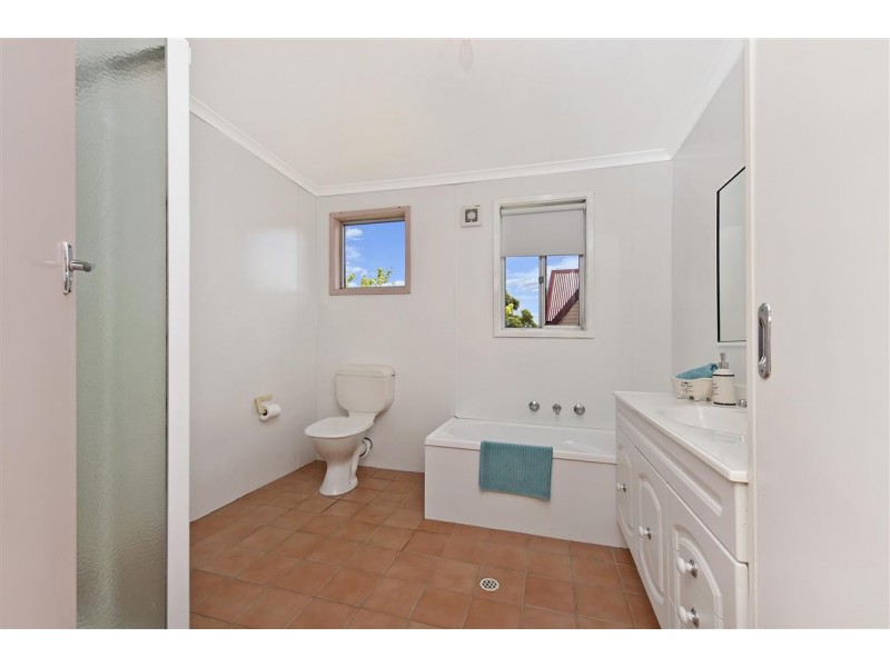406 George Bass Drive, Malua Bay NSW 2536