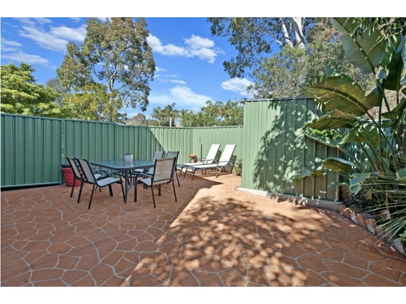 1/4 Lisa Place, Sunshine Bay NSW 2536