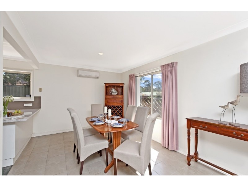 1/4 Lisa Place, Sunshine Bay NSW 2536