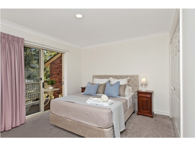 1/4 Lisa Place, Sunshine Bay NSW 2536