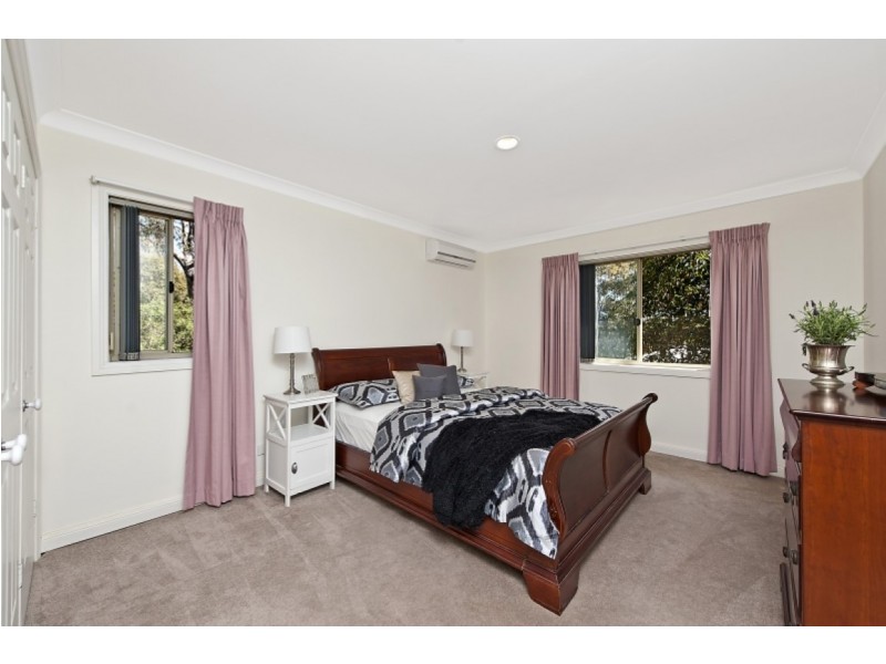 1/4 Lisa Place, Sunshine Bay NSW 2536