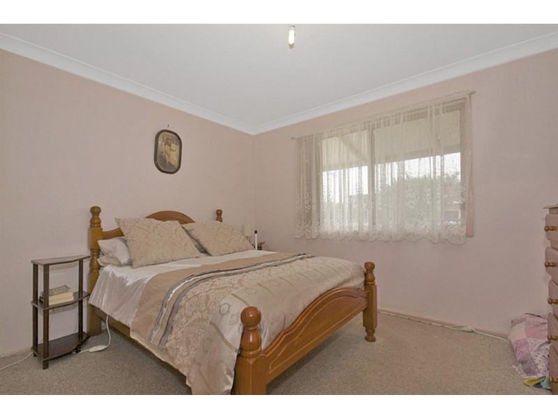 15 Matthew Parade, Batehaven NSW 2536