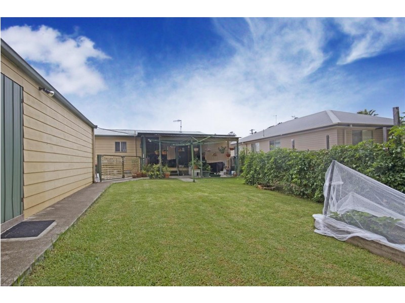 15 Matthew Parade, Batehaven NSW 2536