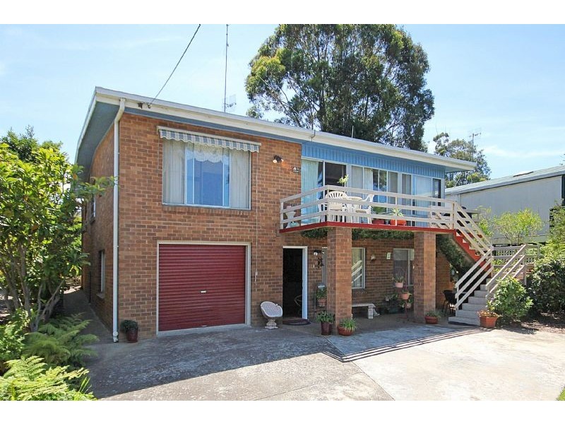 568 Beach Rd, Denhams Beach NSW 2536