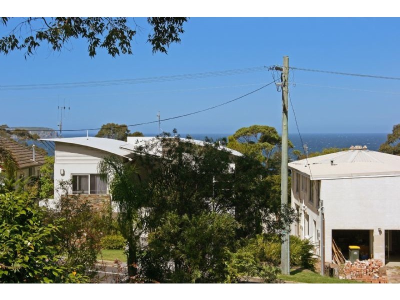 568 Beach Rd, Denhams Beach NSW 2536