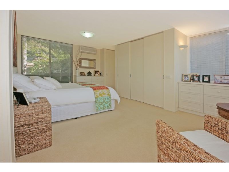 25 Parker Ave, Surf Beach NSW 2536