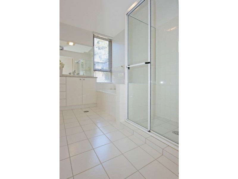 25 Parker Ave, Surf Beach NSW 2536