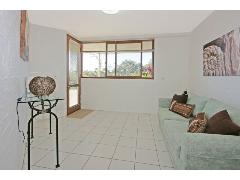 25 Parker Ave, Surf Beach NSW 2536