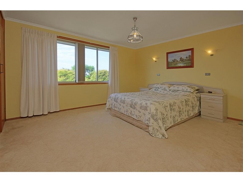 1 Ocean Road, Batehaven NSW 2536