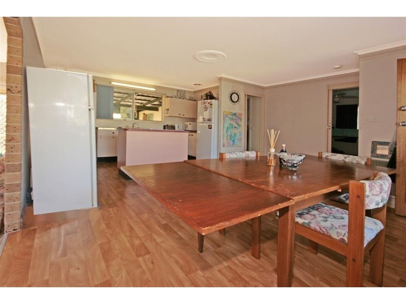 25 Flinders Way, Surf Beach NSW 2536