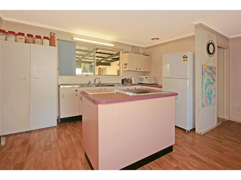 25 Flinders Way, Surf Beach NSW 2536