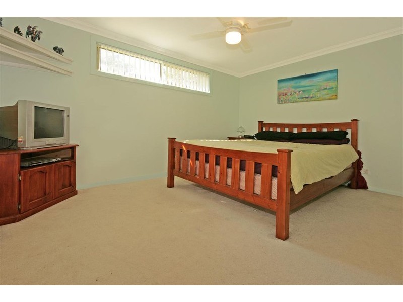 25 Flinders Way, Surf Beach NSW 2536