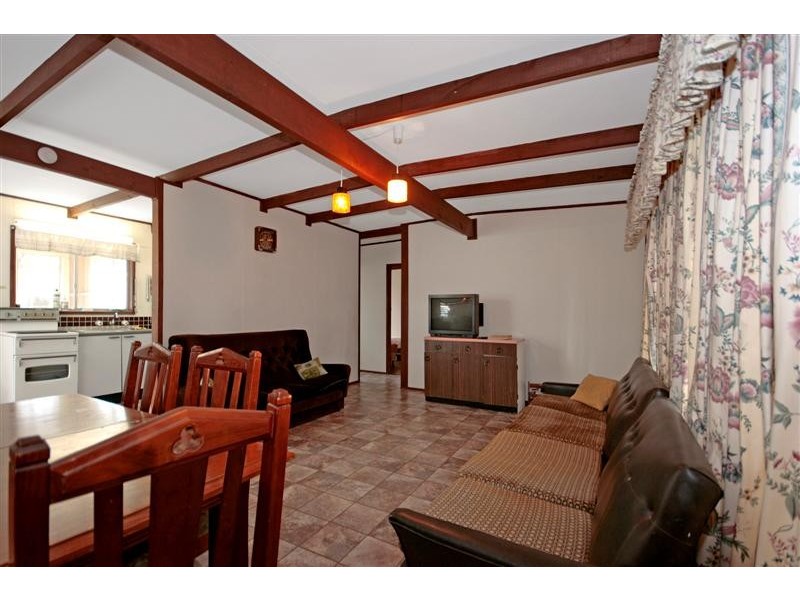 18 Boomerang Crescent, South Durras NSW 2536