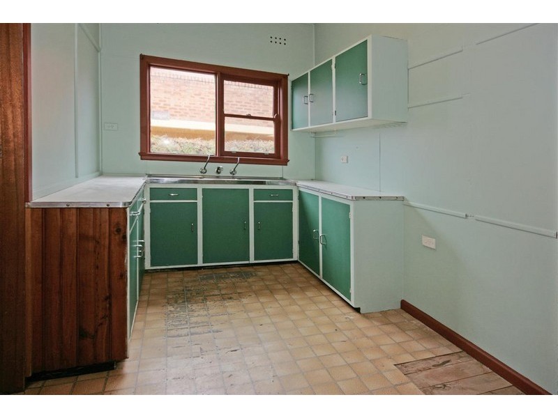 210  Beach Rd, Batehaven NSW 2536