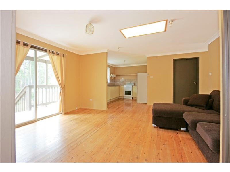 8 Long Beach Rd, Long Beach NSW 2536
