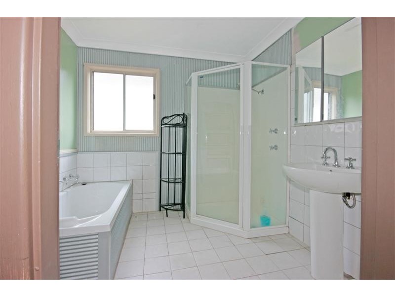 8 Long Beach Rd, Long Beach NSW 2536