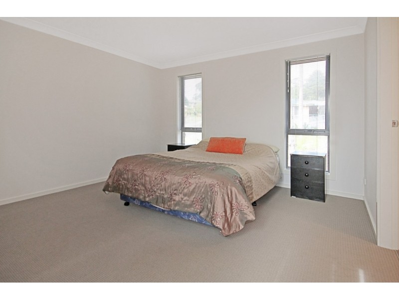 68 Hume Road, Sunshine Bay NSW 2536