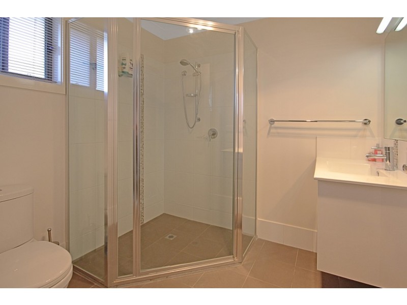 68 Hume Road, Sunshine Bay NSW 2536