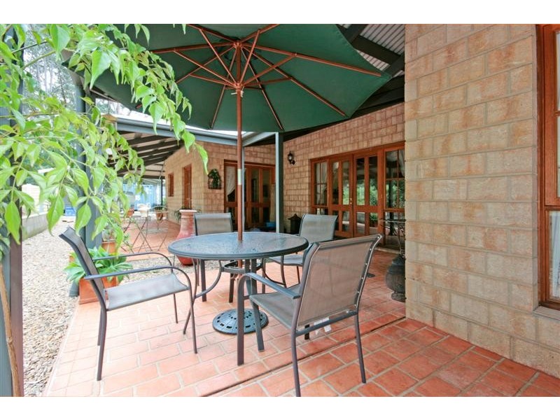 3 Figtree Close, Surf Beach NSW 2536