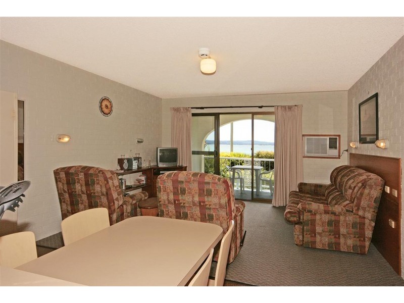 8/388 Beach Rd, Batehaven NSW 2536