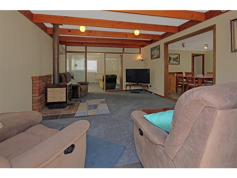 19 Bayview Street, Surfside NSW 2536