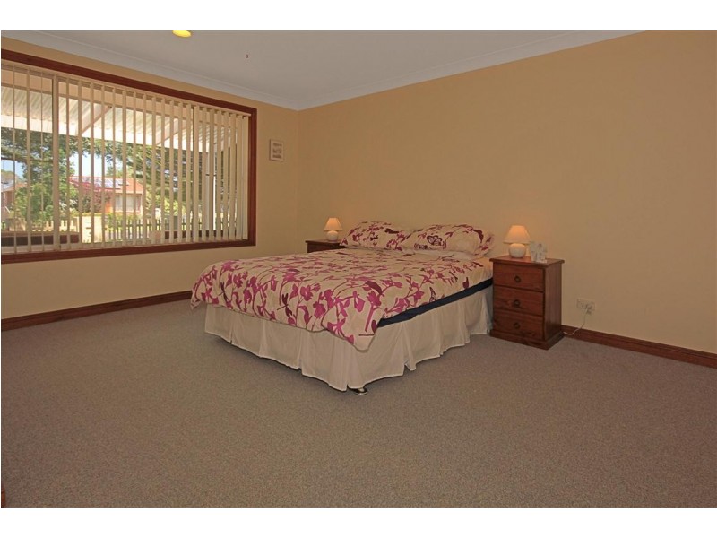 19 Bayview Street, Surfside NSW 2536