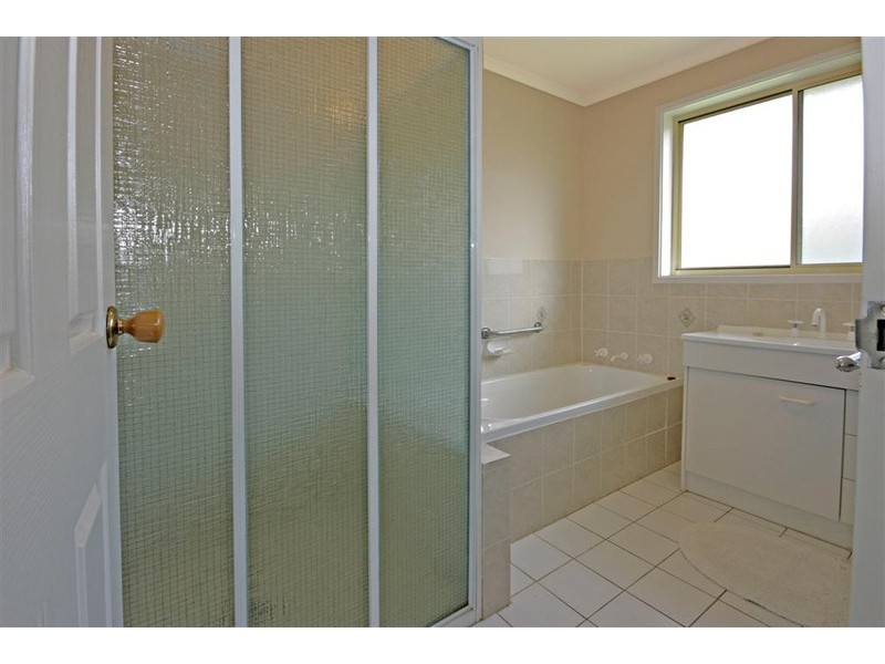 5 Excelsa Court, Maloneys Beach NSW 2536