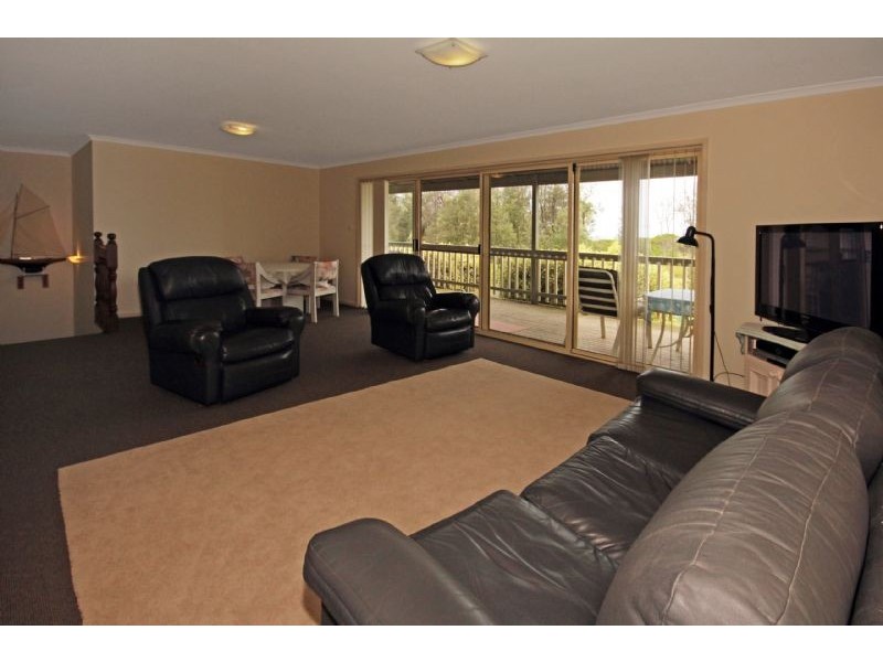 90 Sandy Place, Long Beach NSW 2536