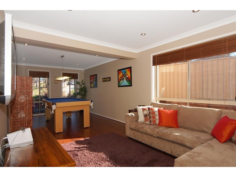 4 Hartog Place, Sunshine Bay NSW 2536