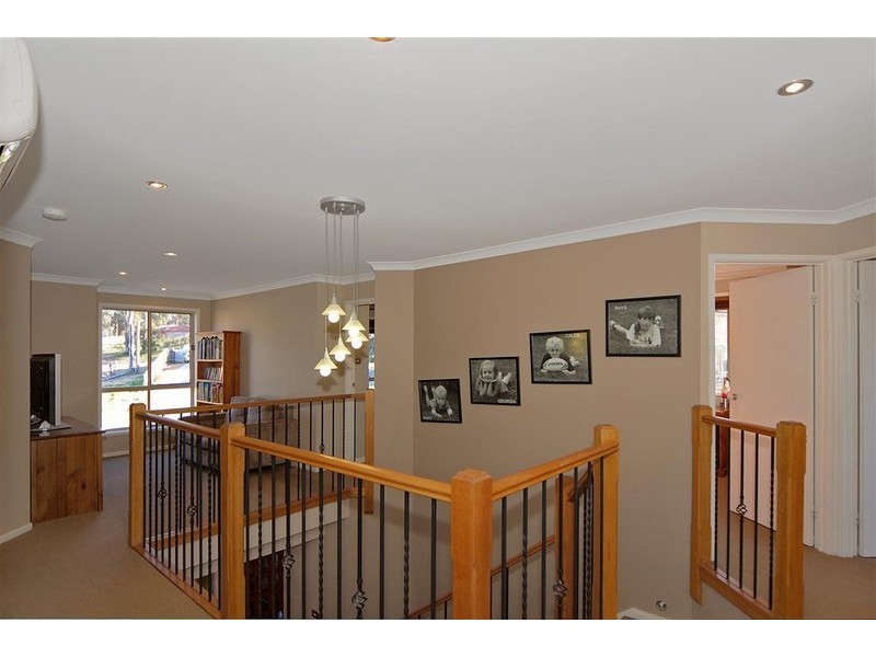 4 Hartog Place, Sunshine Bay NSW 2536