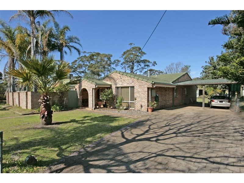 28 Candlagan Drive, Broulee NSW 2537