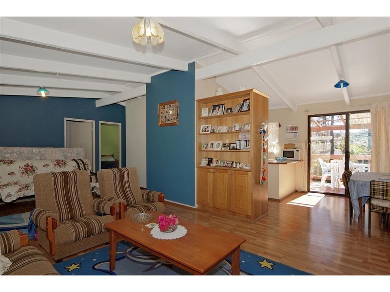 25 Surf Beach Avenue, Surf Beach NSW 2536