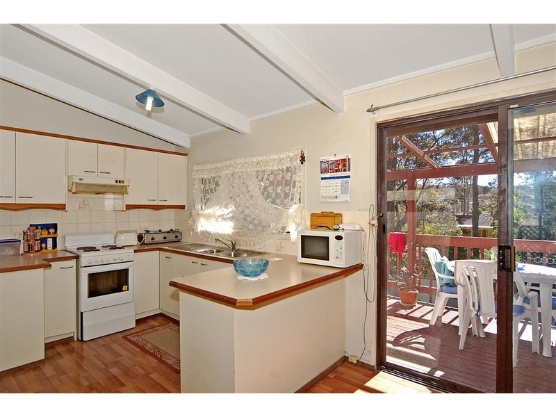 25 Surf Beach Avenue, Surf Beach NSW 2536