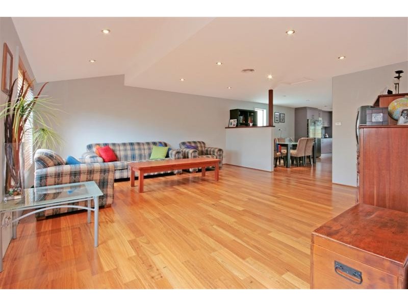 17 Elizabeth Drive, Broulee NSW 2537