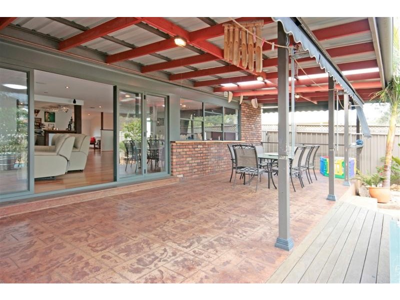 17 Elizabeth Drive, Broulee NSW 2537