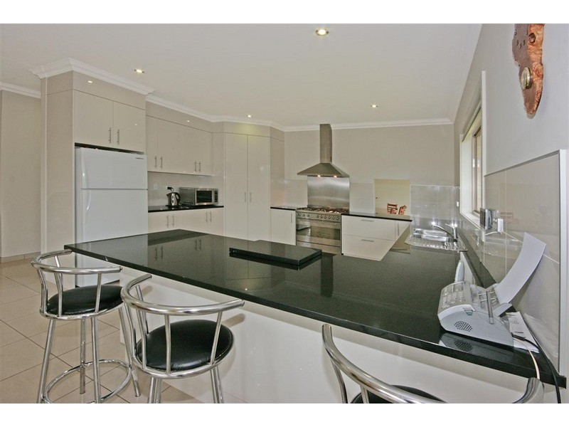 42 Crosby Drive, Batehaven NSW 2536